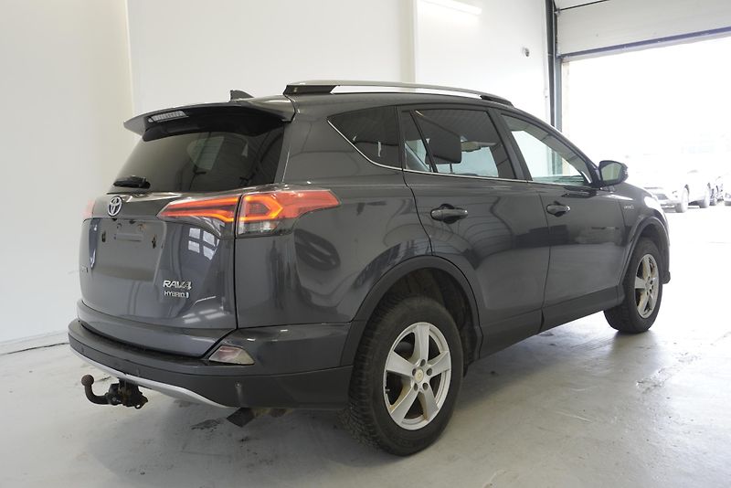 Toyota RAV4 2,5 HYBRID 4X2 AUT. - fotka 5 z 30