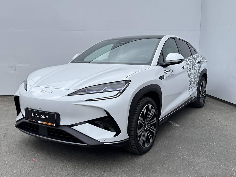 BYD Sealion 7 (2026) Design AWD 82 kWh - fotka 1 z 33
