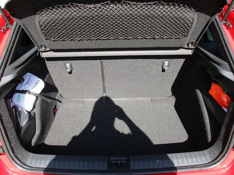 Škoda Kamiq Monte Carlo 1,0 TSI 85kW/DSG/T - fotka 9 z 14