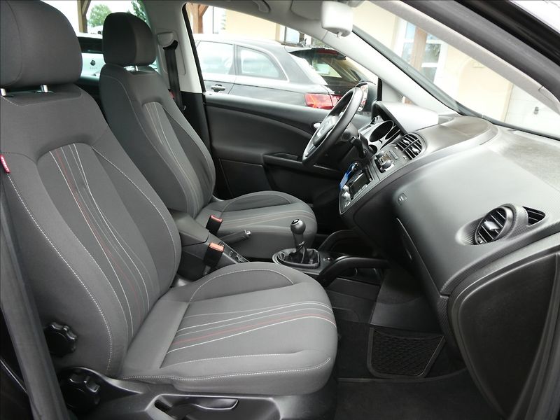 Seat Altea 2,0 TDi 103kW XL 4x4,navigace - fotka 21 z 39