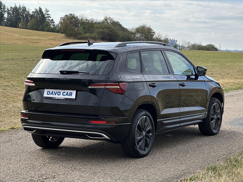 Škoda Karoq 2,0 TDI Sportline 4x4 DSG 1.ma - fotka 7 z 44