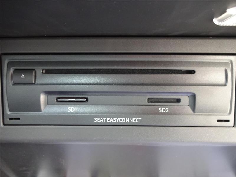 Seat Leon 1,6 TDI 85kW - fotka 34 z 55