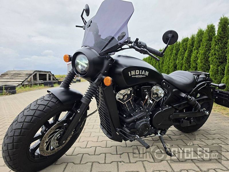 Indian (2018) Scout Bobber - fotka 7 z 15