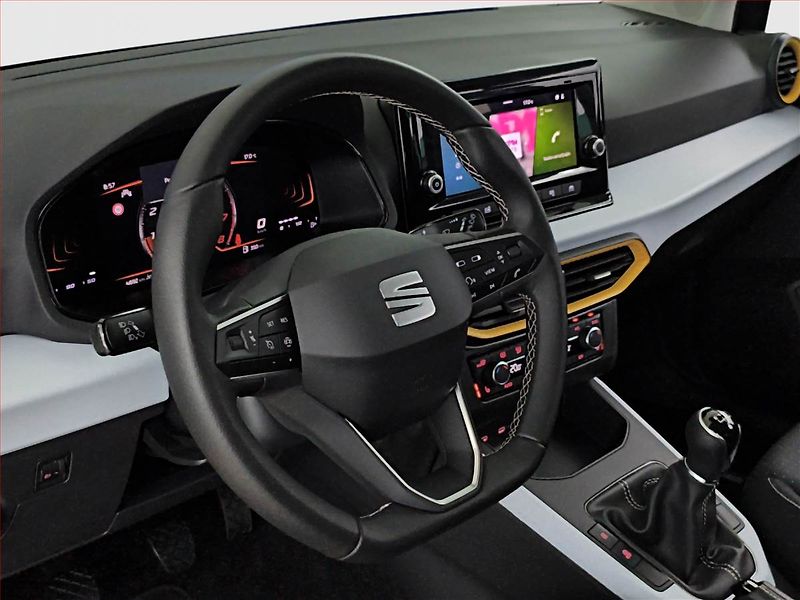 Seat Arona (2026) 1.0 TSI, ČR,1.maj, Serv.kniha - fotka 17 z 17