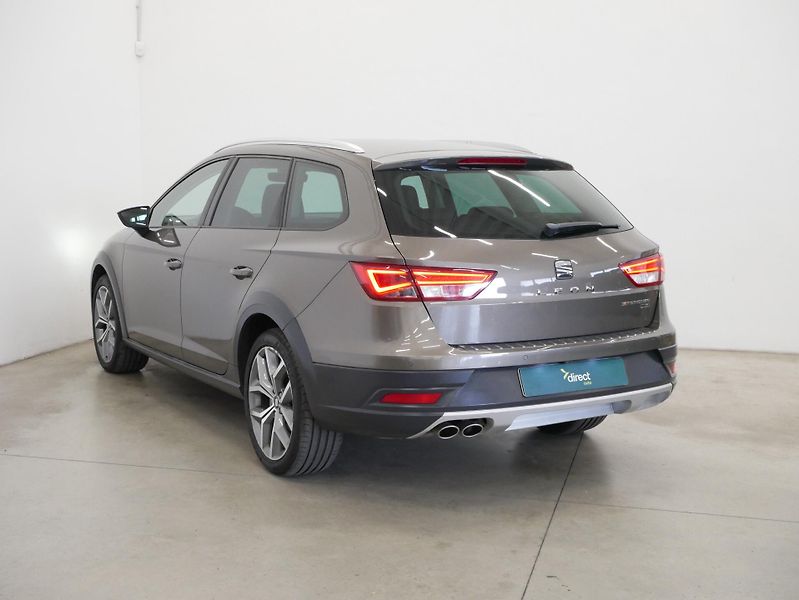 Seat Leon - fotka 7 z 28