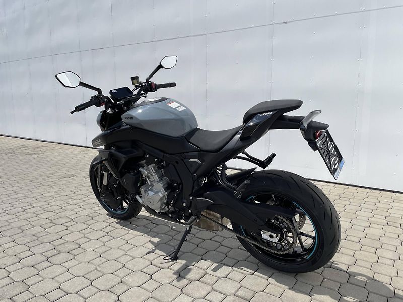 CFMOTO (2026) 675NK EU5+ - fotka 7 z 11