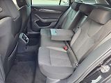 Škoda Octavia 2,0 TDi DSG Style First Editio - náhled 10