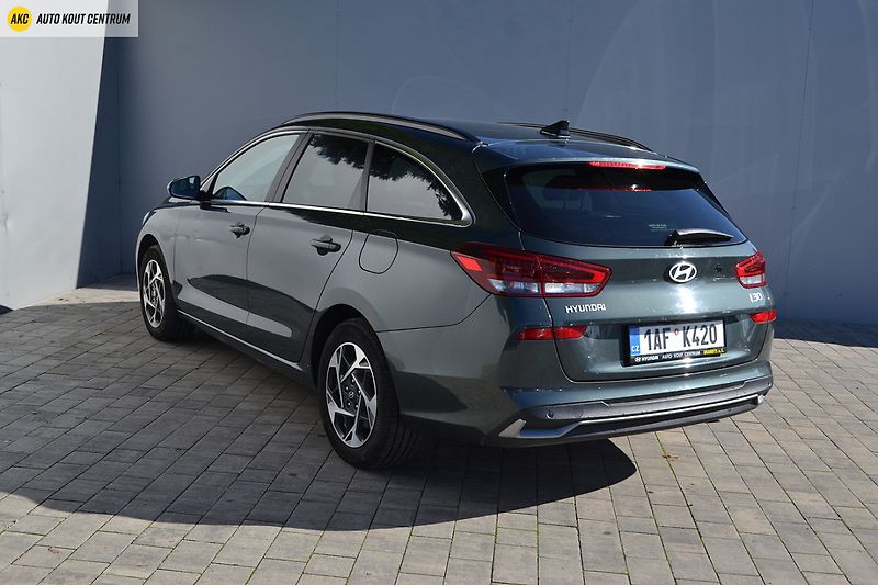Hyundai i30 WG  1,5DPi MT Style FL - fotka 8 z 52