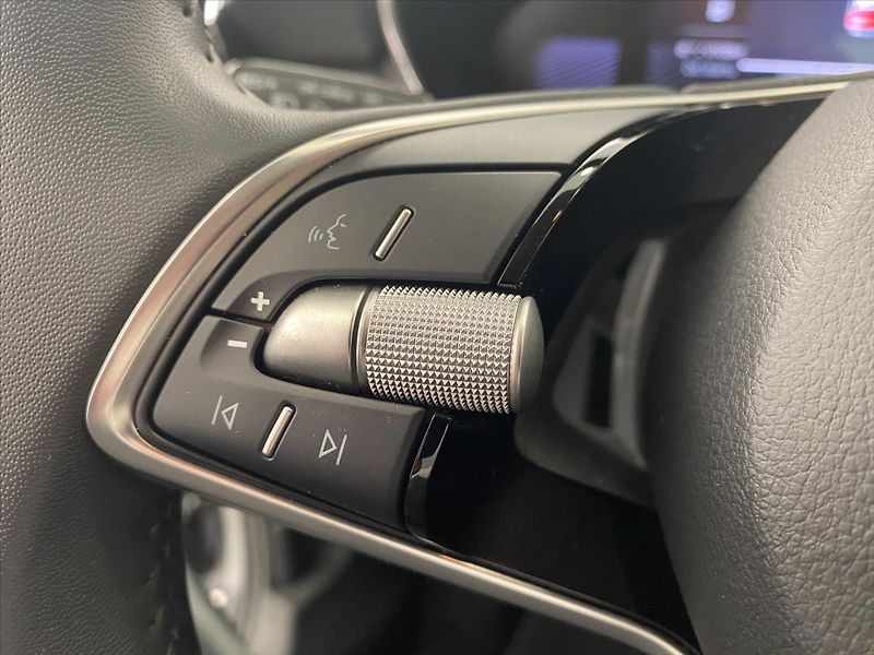 Škoda Fabia 1,0 MPI 59kW Selection - fotka 16 z 22