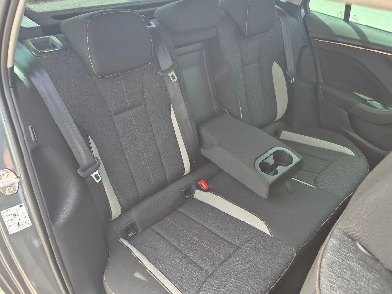Škoda Scala (2025) Top Selection 1.0 TSI 85 kW 6° - fotka 18 z 33