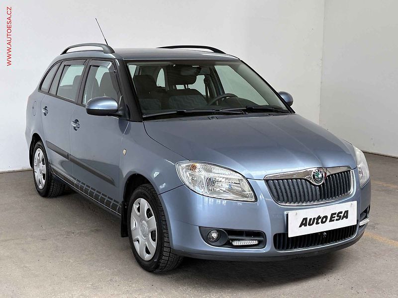 Škoda Fabia (2008) 1.6 16V, Ambition, navi - fotografie inzerátu