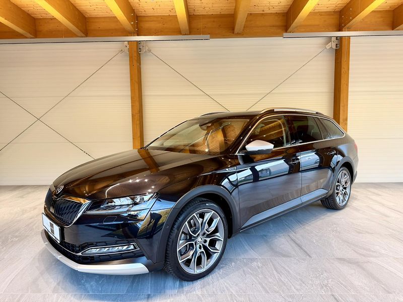 Škoda Superb 2.0 TSi 206 Kw DSG 4x4 Scout - fotografie inzerátu