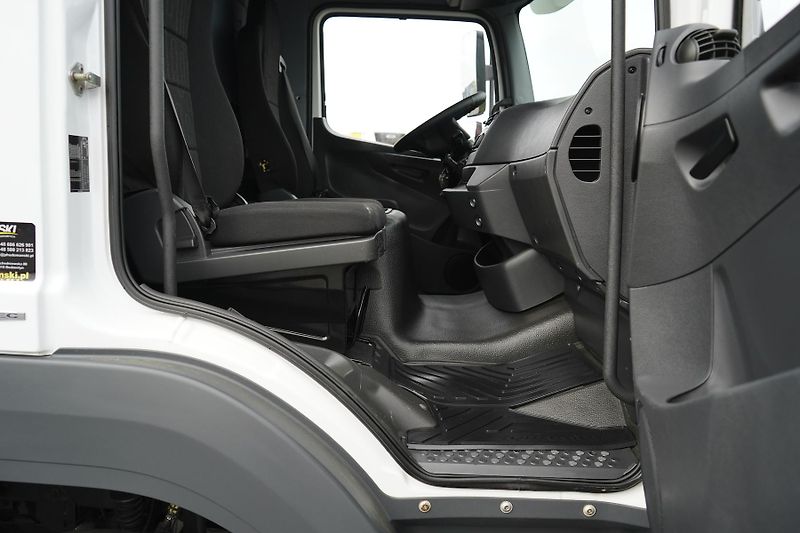 Mercedes-Benz Atego (2018) 1221 / ACC / EURO 6 / KONTENER - fotka 42 z 45
