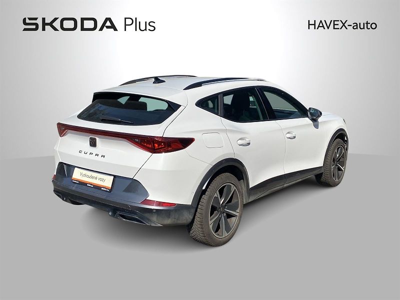Cupra Formentor (2024) 1.5 TSI DSG - fotka 2 z 40