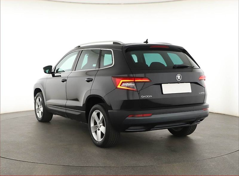 Škoda Karoq (2019) 1.6 TDI, Automat, Navi - fotka 4 z 18
