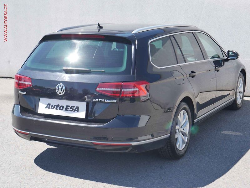 Volkswagen Passat (2015) 2.0TDi, LED - fotka 4 z 15