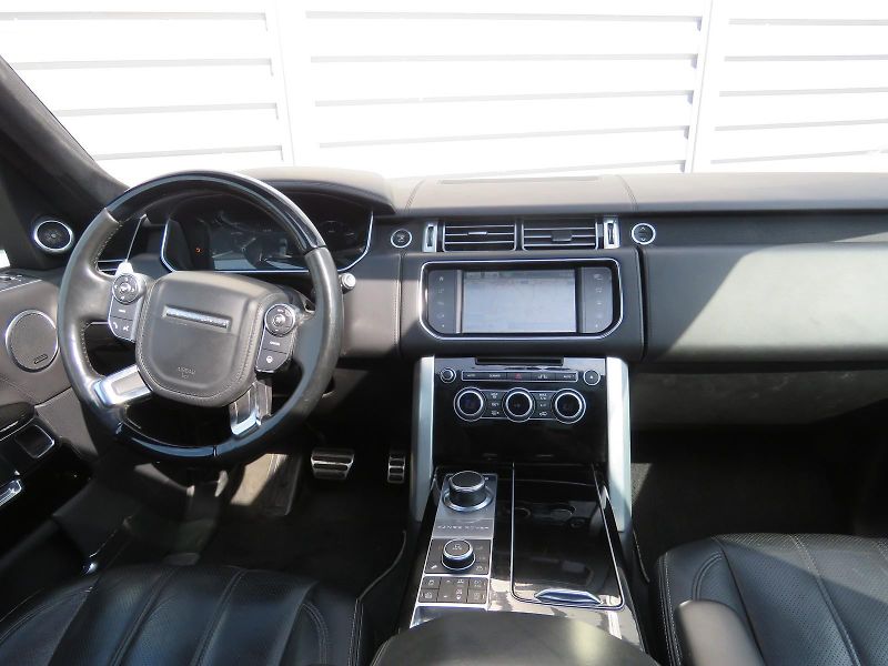 Land Rover Range Rover 3.0D Autobiography 4x4 TV - fotka 4 z 12