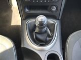 Nissan Qashqai 2010 2.0 dCi 4x2 7 MÍST (+2) - náhled 16