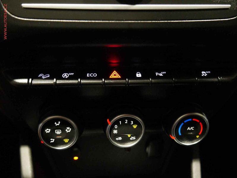 Dacia Duster (2020) 1.5i 4x4, ČR, AC, TZ, temp - fotka 16 z 19