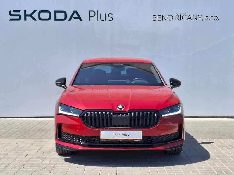 Škoda Superb (2025) iV SportLine DSG 1,5TSi 150kW - fotka 4 z 35