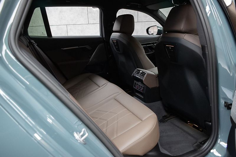 BMW Řada 5 540d xDrive ///M*ZÁRUKA*ČR 1.M - fotka 13 z 51