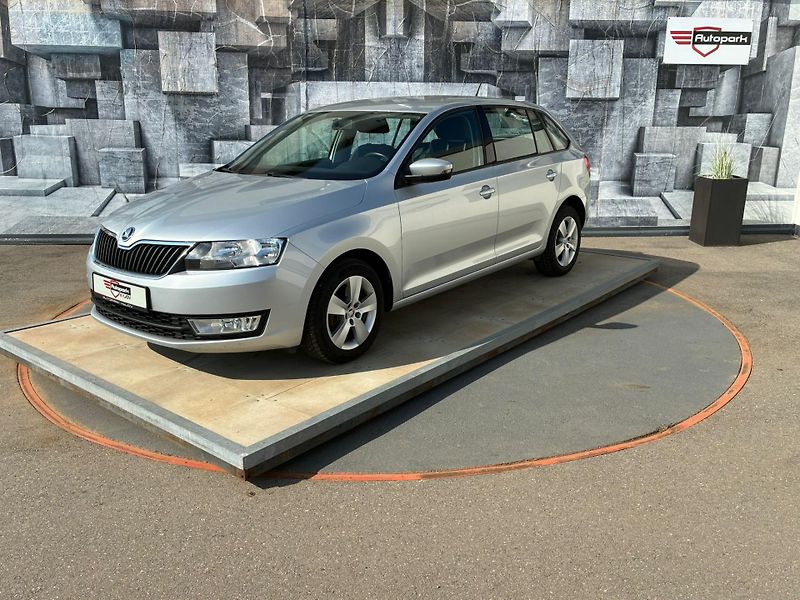 Škoda Rapid (2017) 1.2TSi, 81KW, VYHŘ. SEDADLA. - fotka 3 z 19
