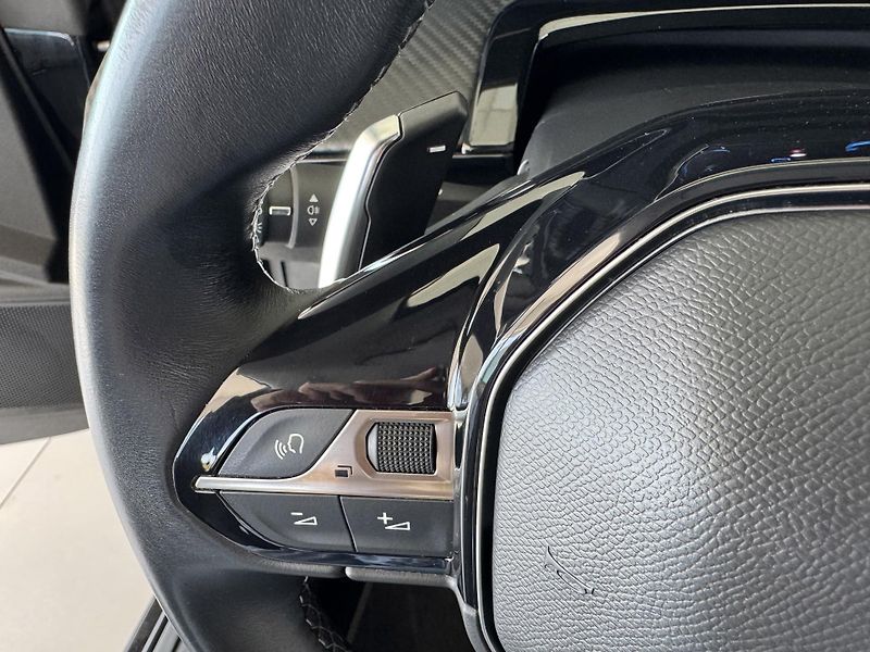 Peugeot 508 Hybrid 225*AT8*Allure*Webasto - fotka 24 z 34