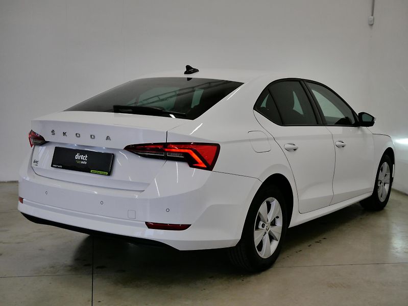 Škoda Octavia - fotka 2 z 24