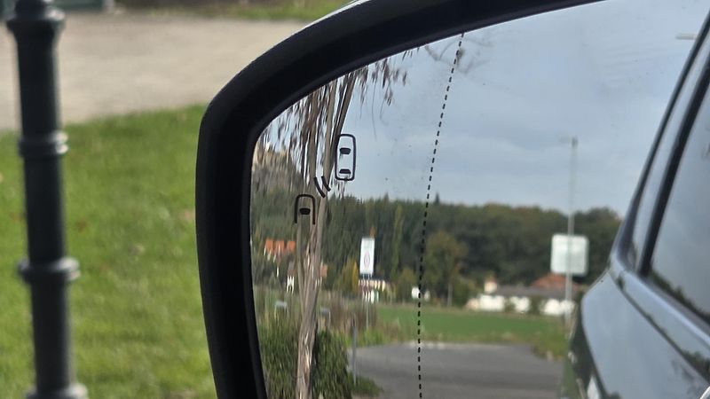 Ford Galaxy (2023) 2.0 EcoBl 110kW AT TITAN DPH - fotka 30 z 36