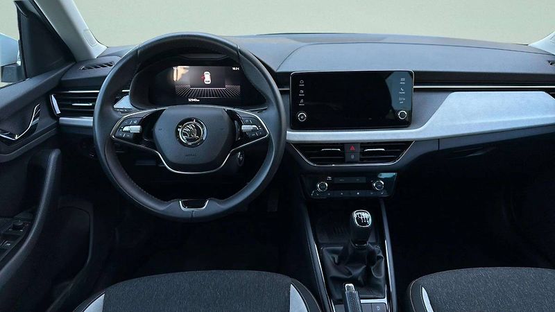 Škoda Kamiq Top Selection 1,0TSI/85kW MT6/ - fotka 15 z 24