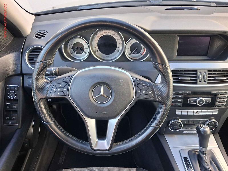 Mercedes-Benz Třídy C (2013) 2.0 CDI, 2.maj, AT, bixen. - fotka 11 z 17