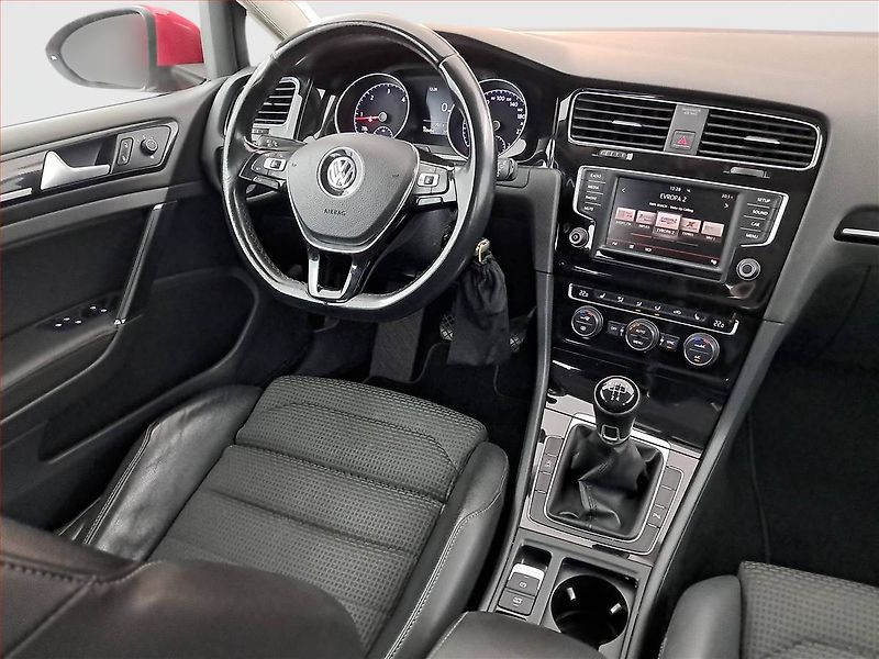 Volkswagen Golf (2015) 1.6 TDI, Serv.kniha, Tempomat - fotka 7 z 18