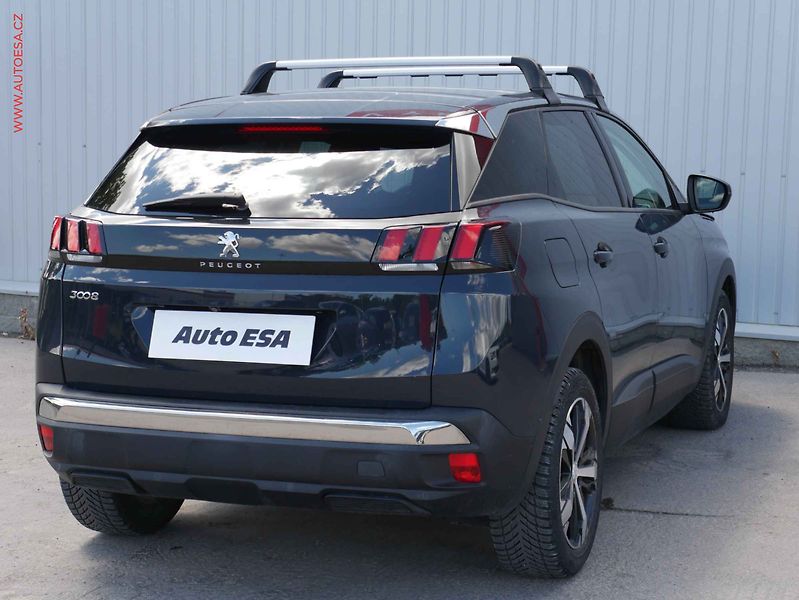 Peugeot 3008 (2020) 1.2 PT, ČR, Active - fotka 4 z 19