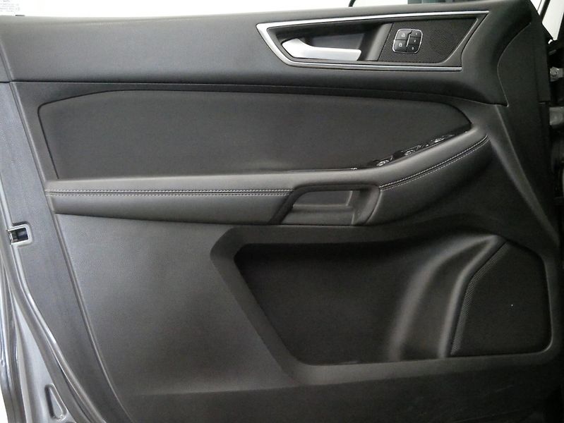 Ford S-MAX - fotka 12 z 29