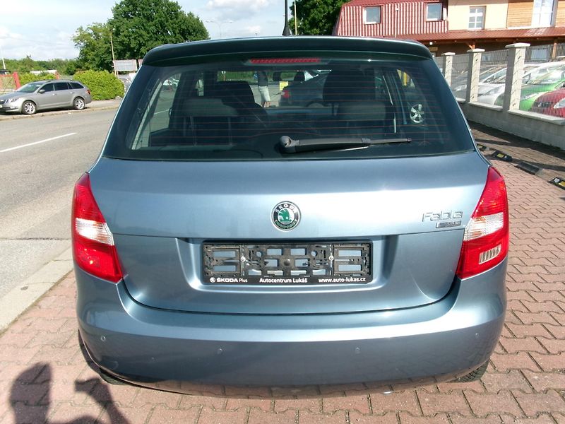 Škoda Fabia (2010) 1,2TSi ELEGANCE AC ALU - fotka 8 z 28