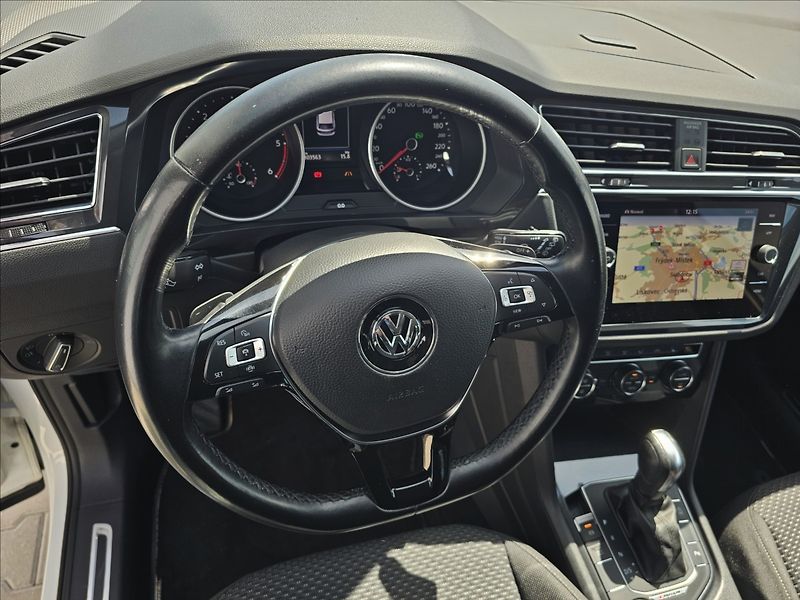 Volkswagen Tiguan Allspace 2,0 TDi R LINE DSG  4X4 NAVI - fotka 12 z 45