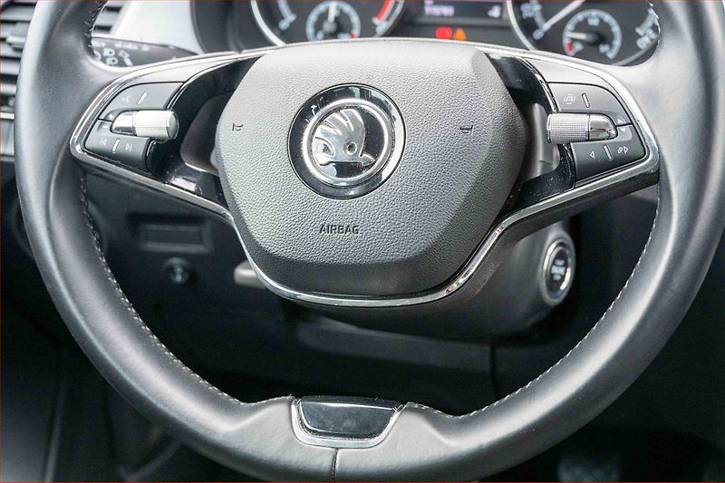 Škoda Fabia (2021) Style 1.0 TSI, ČR,1.maj - fotka 16 z 16