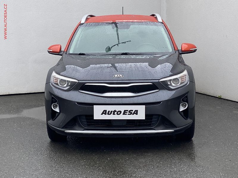 Kia Stonic (2018) 1.0 T-GDi, Platinum, kůže - fotka 2 z 18
