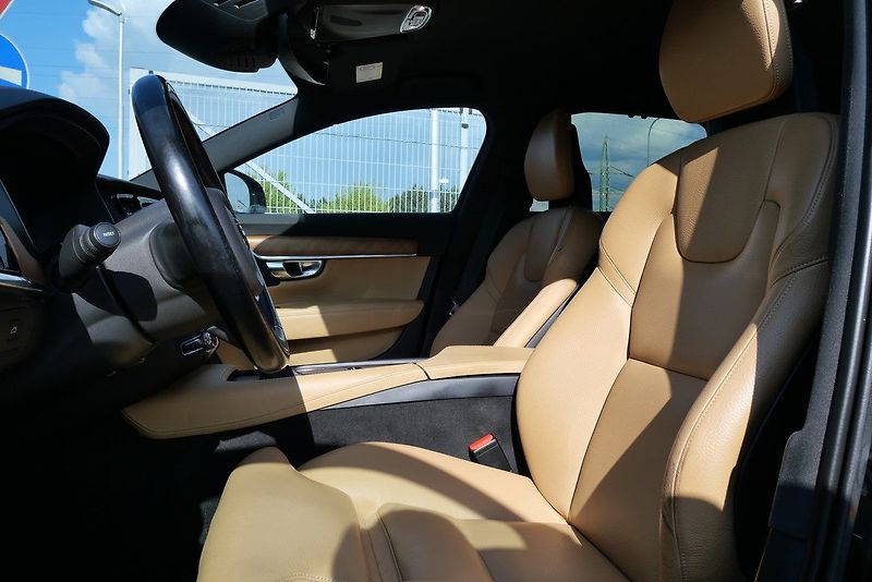 Volvo V90 - fotka 5 z 6