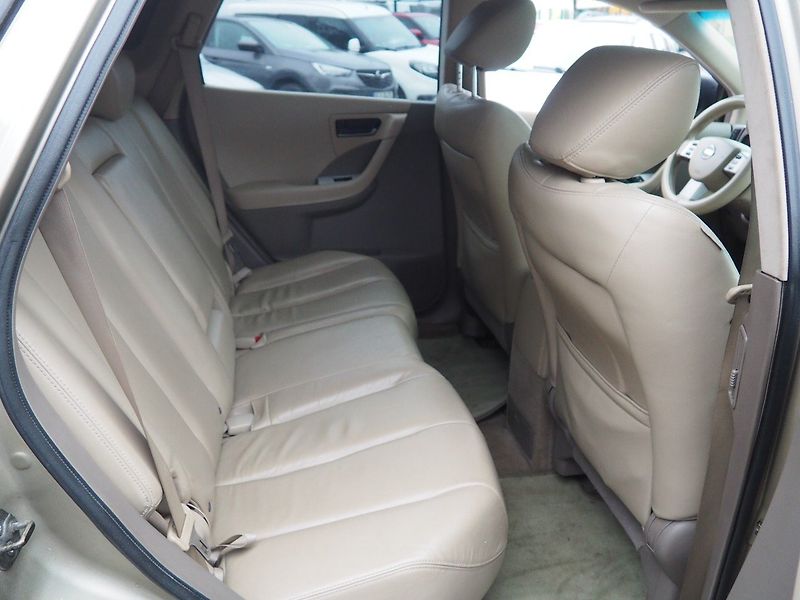 Nissan Murano (2006) 3.6 V6, Elegance, 4x4 - fotka 15 z 35