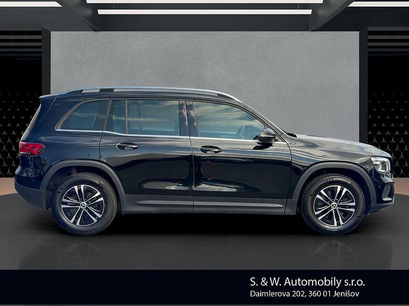 Mercedes-Benz GLB 200 d 4MATIC - fotka 4 z 35