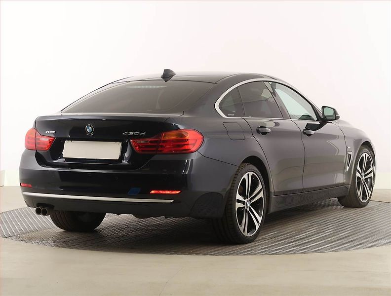 BMW Řada 4 (2015) 430d xDrive, 4X4, Automat - fotka 5 z 25