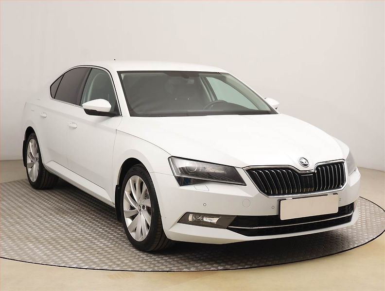 Škoda Superb (2015) Style 1.8 TSI, Bi-Xenony - fotografie inzerátu