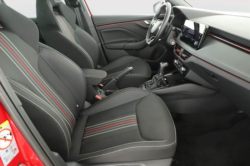 Škoda Kamiq (2025) 1.0 TSI, MONTE CARLO, AUTOMAT - fotka 7 z 21