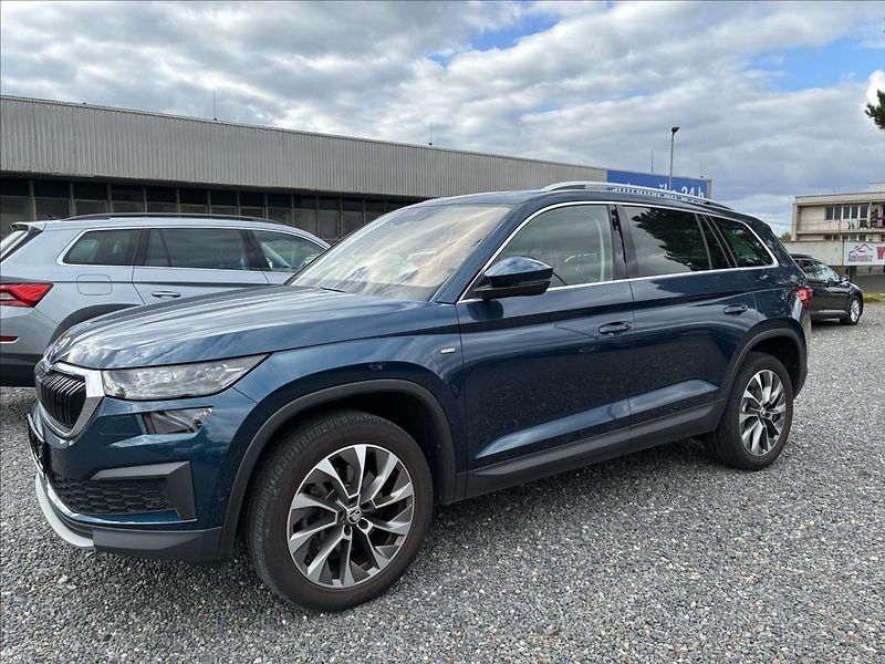 Škoda Kodiaq 2,0 TDI 4X4 147 KW TAŽNÉ PANO - fotka 2 z 36