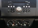 Suzuki Swift (2008) 1.3 i, Vyhř. sedaček - náhled 12