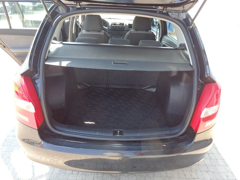 Škoda Fabia COMBI 1.4 16V ASR, KLIMA - fotka 8 z 13