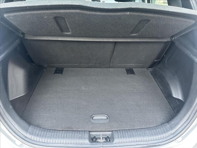 Hyundai ix20 1,6 AUTOMAT 1.majitel - fotka 5 z 23