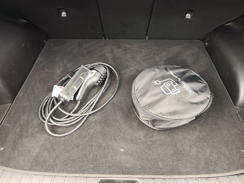 Hyundai Tucson 1.6 T-GDI/195 kW PREMIUM PANO - fotka 11 z 44