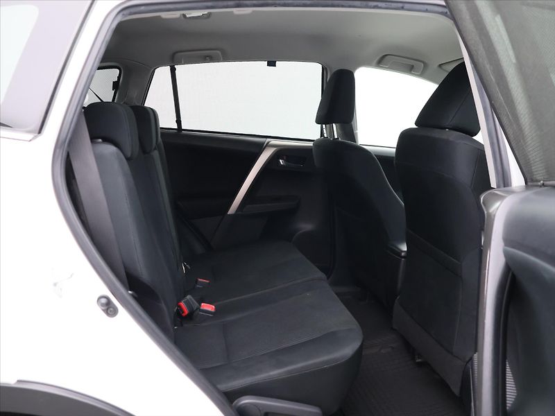 Toyota RAV4 2,0 VVT-i 4x4 Comfort - fotka 12 z 26